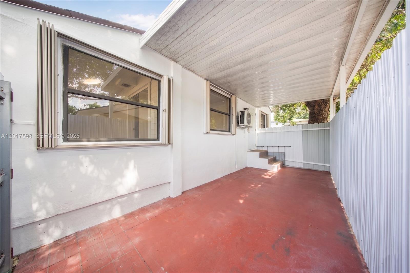 661 East 7th Street Hialeah, FL 33010 - Photo 34 of 52