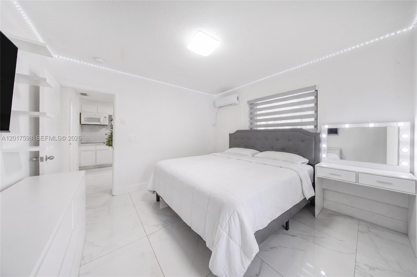 661 East 7th Street Hialeah, FL 33010 - Photo 40 of 52