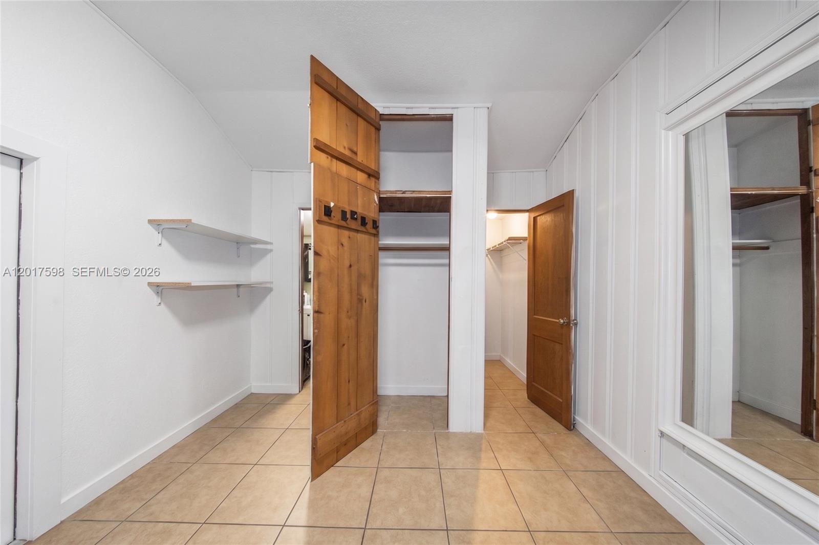 661 East 7th Street Hialeah, FL 33010 - Photo 50 of 52