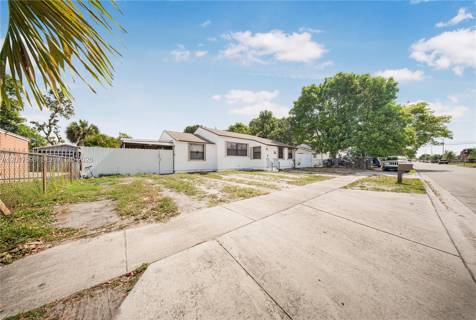 661 East 7th Street Hialeah, FL 33010 - Photo 5 of 52
