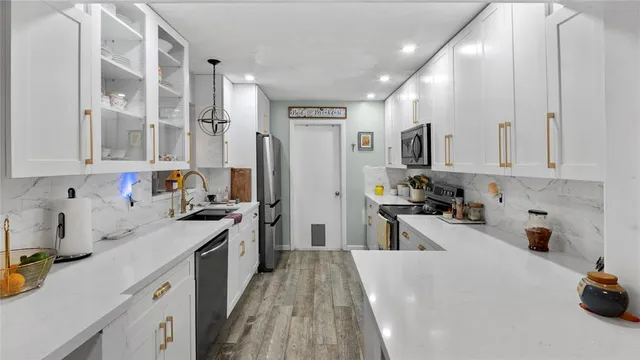 $3,600 | 6322 Royal Palm Boulevard, Pompano Beach, FL 33063