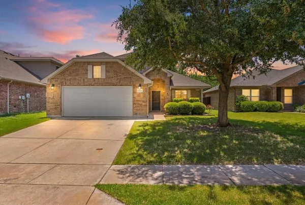 $330,000 | 4604 Fern Valley Drive, Fort Worth, TX 76244