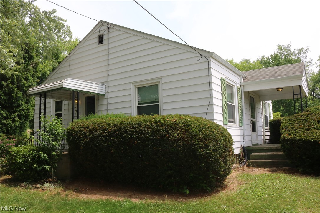1887 Center Road, Unit 1 Clinton, OH 44216 - Photo 12 of 15