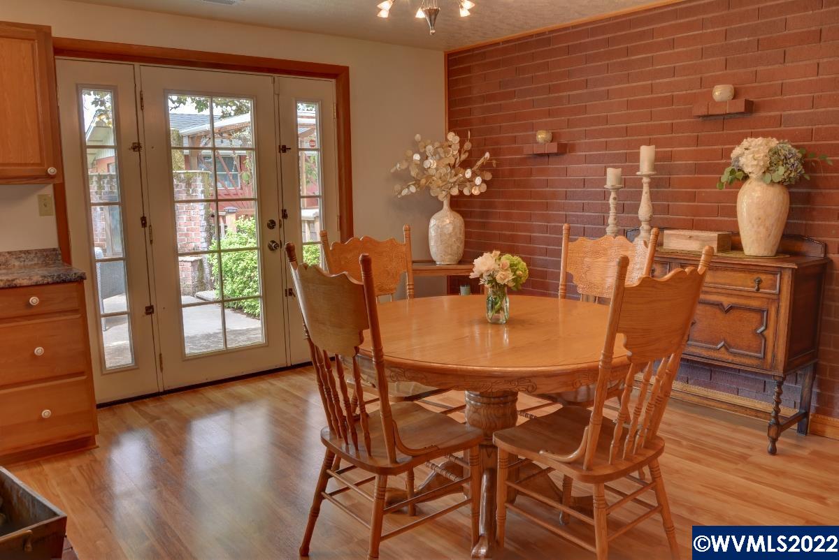 1825 Hoffman Road Northeast Salem, OR 97305 - Photo 14 of 36
