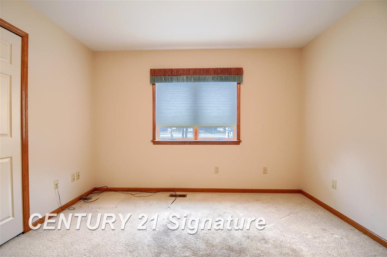 8307 Potter Road Flushing, MI 48433 - Photo 30 of 48