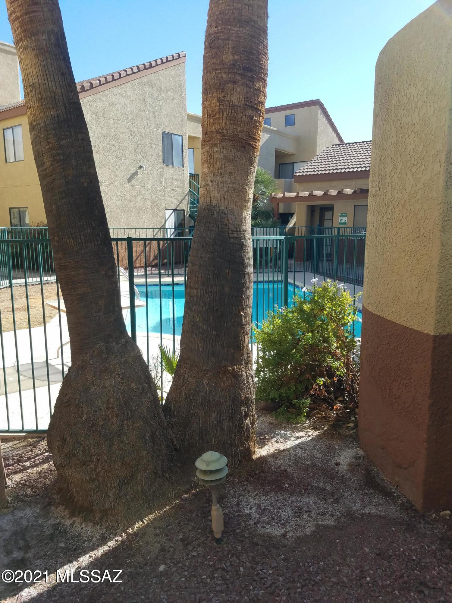 3690 North Country Club Road, Unit 1025 Tucson, AZ 85716 - Photo 2 of 20