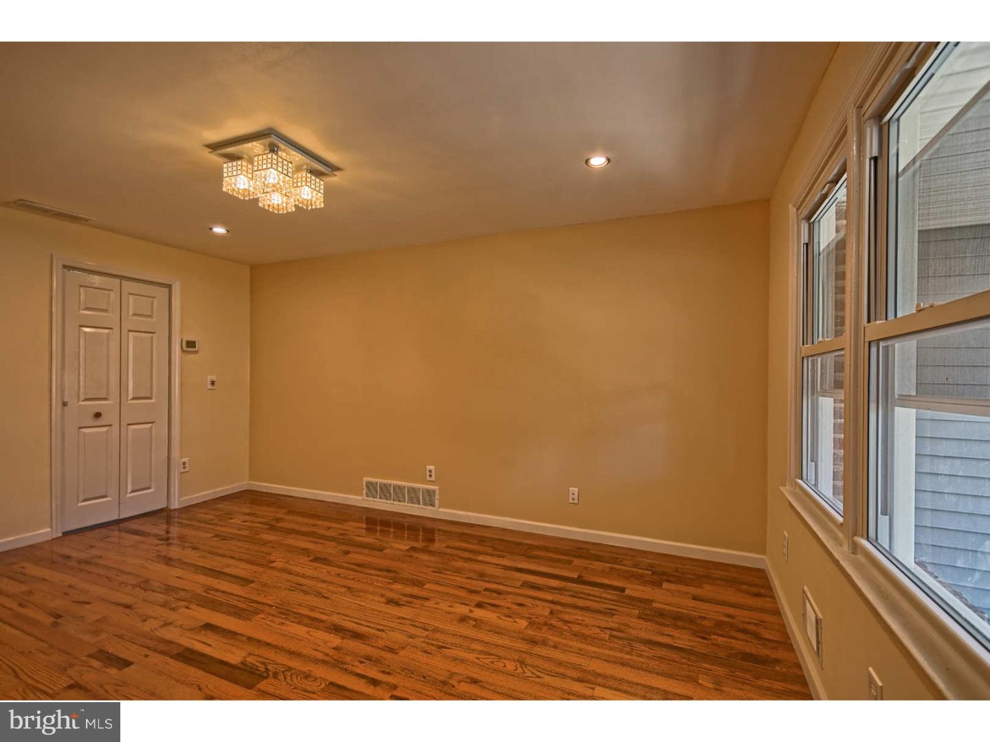 10 Caldwell Road Cherry Hill, NJ 08034 - Photo 11 of 20