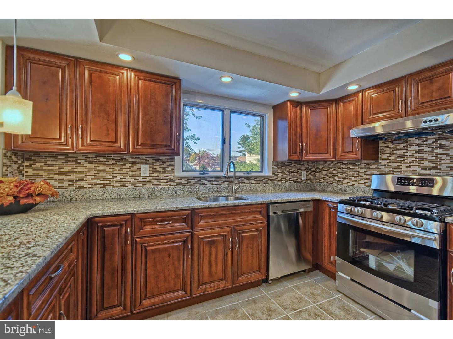 10 Caldwell Road Cherry Hill, NJ 08034 - Photo 8 of 20