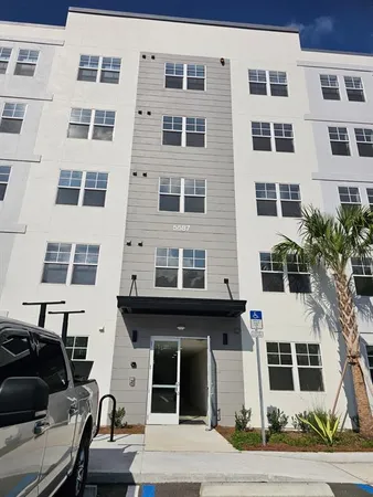 $1,800 | 5587 Millennia Park Drive, Unit 215, Orlando, FL 32839