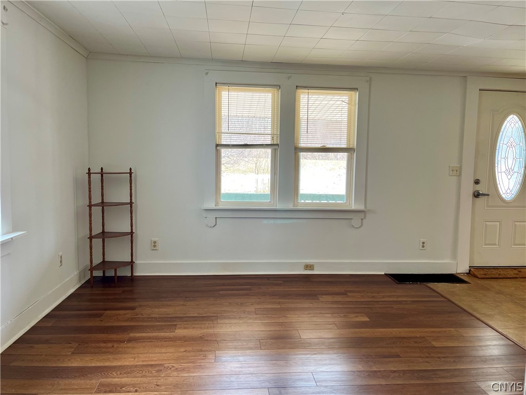 30 Cut Off Road Granby, NY 13069 - Photo 10 of 35 Living room