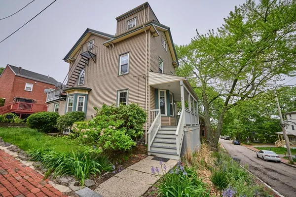 $3,800 | 41 Highland Park Avenue, Unit 1, Boston, MA 02119