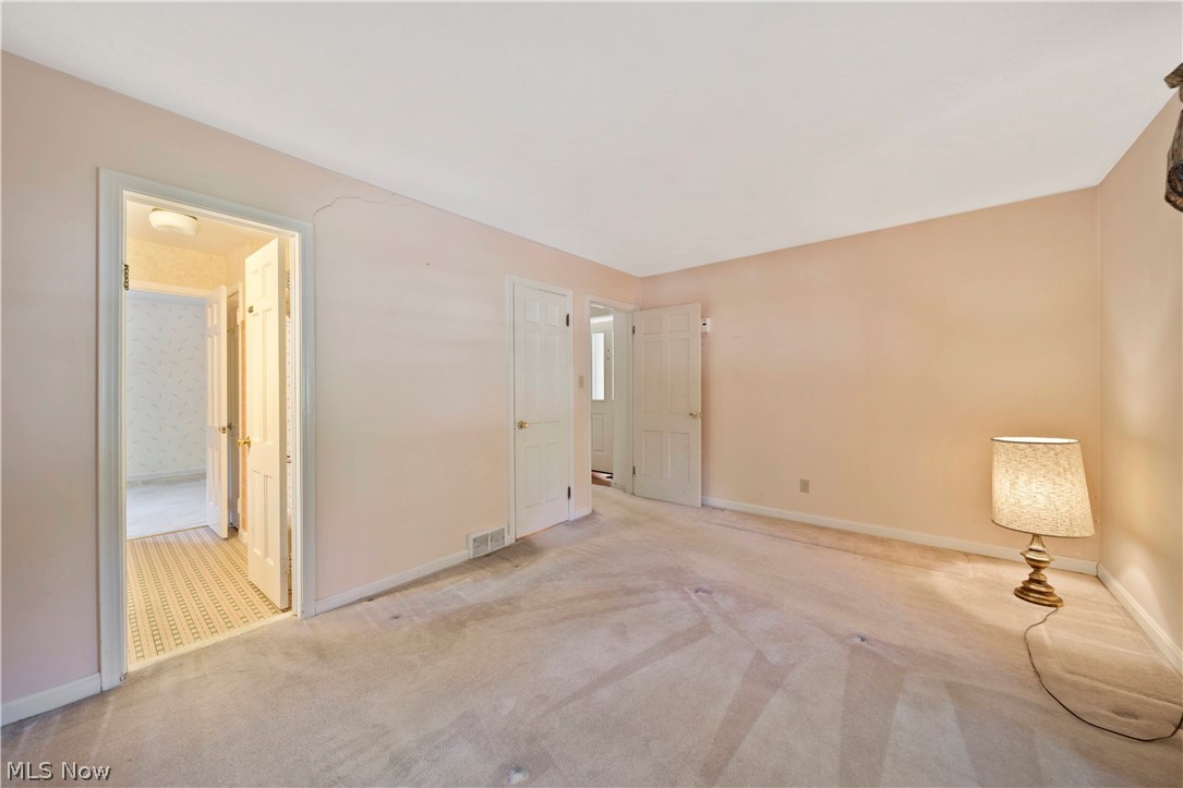 24422 Chardon Road Cleveland, OH 44143 - Photo 22 of 35 Gallery Image 22