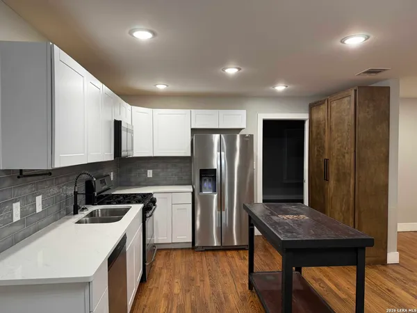 $339,900 | 903 East Walnut Street, Seguin, TX 78155