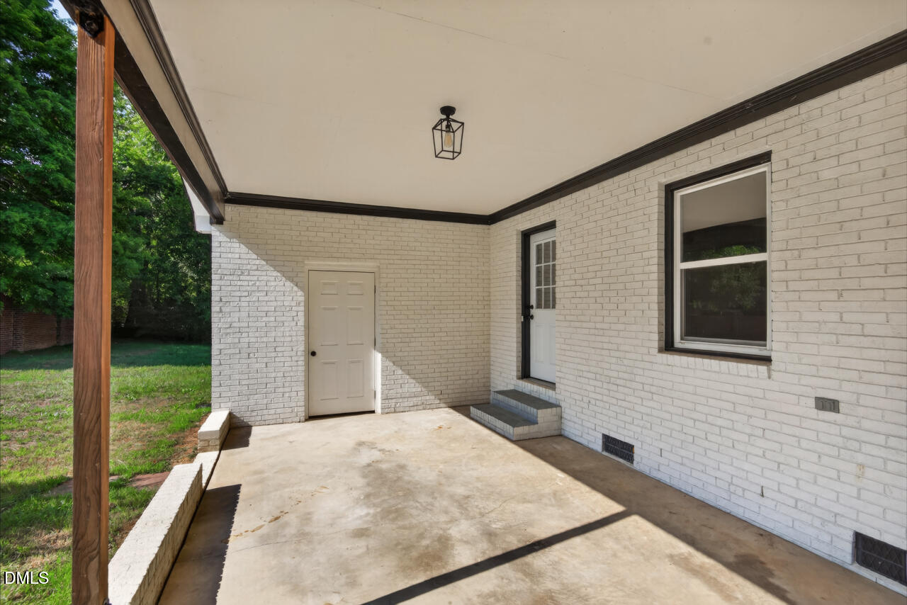539 Riddle Avenue Hillsborough, NC 27278 - Photo 19 of 23 06