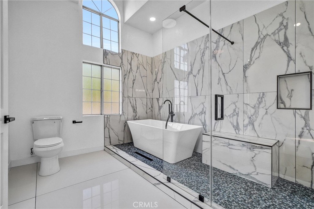 1200 South Castlegate Avenue Compton, CA 90221 - Photo 31 of 39 Upstairs bathroom, connected to master bedroom