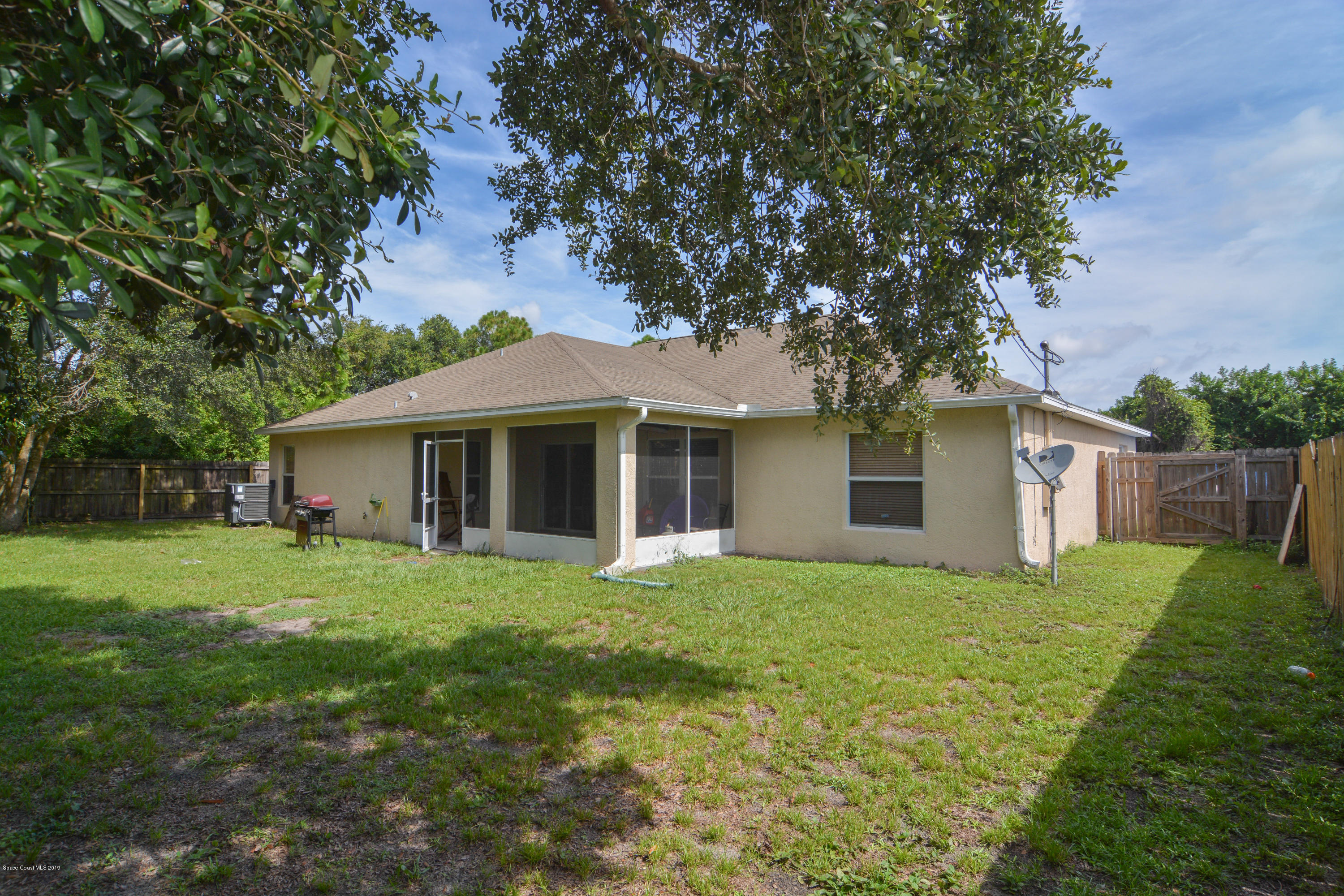 1020 Flagami Road Southeast Palm Bay, FL 32909 - Photo 2 of 18 Flagami-18