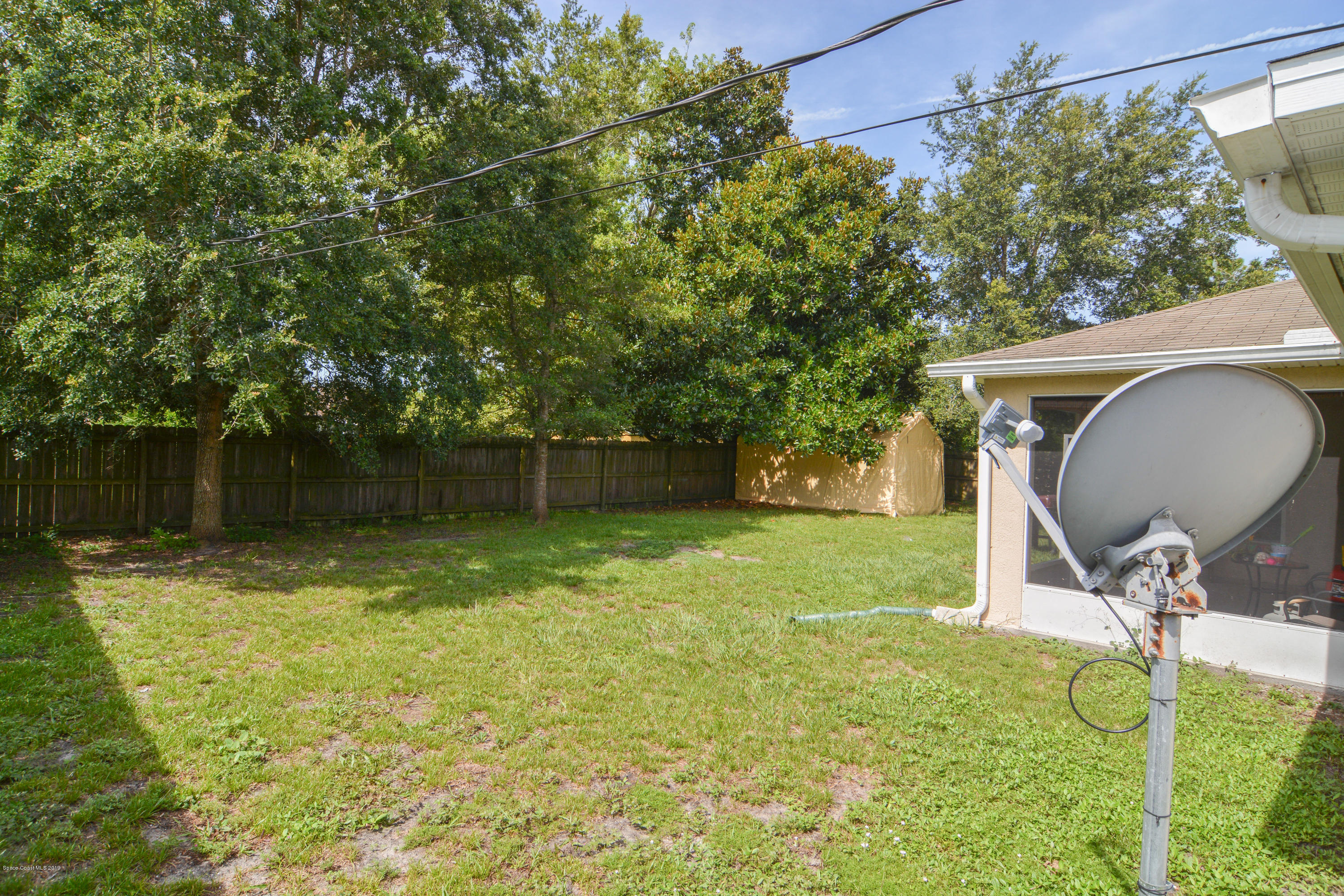 1020 Flagami Road Southeast Palm Bay, FL 32909 - Photo 3 of 18 Flagami-17