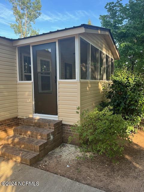 132 East Church Street Extension Rockingham, NC 28379 - Photo 19 of 22 Screened-in Porch