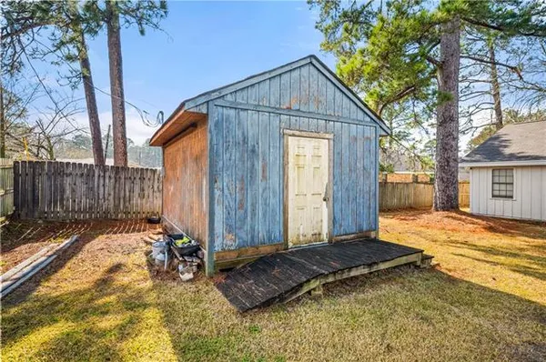 $245,000 | 305 Lakeridge Trail, Pineville, LA 71360