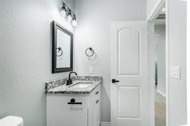 $1,349 | 16881 Glenheath Street, Montgomery, TX 77316