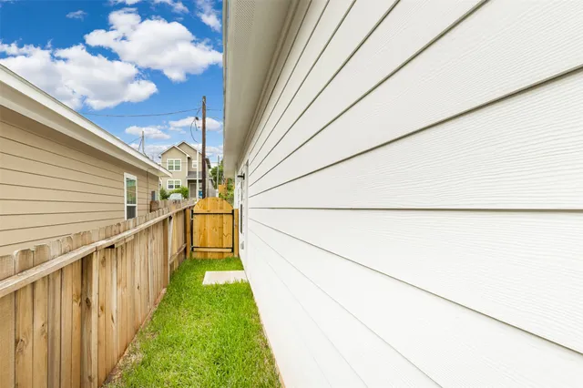 $1,349 | 16881 Glenheath Street, Montgomery, TX 77316