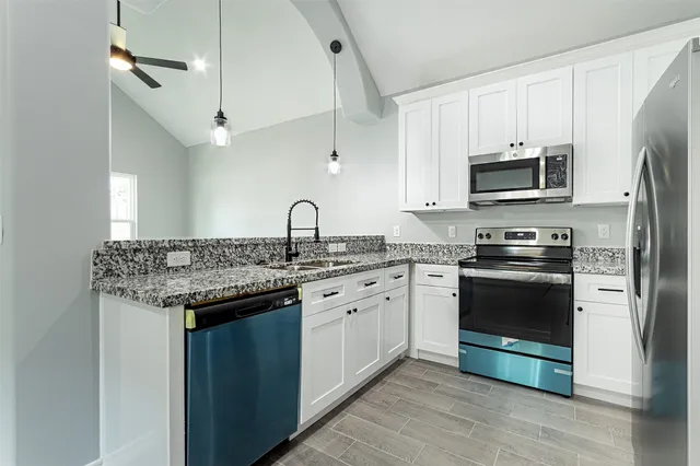 $1,349 | 16881 Glenheath Street, Montgomery, TX 77316