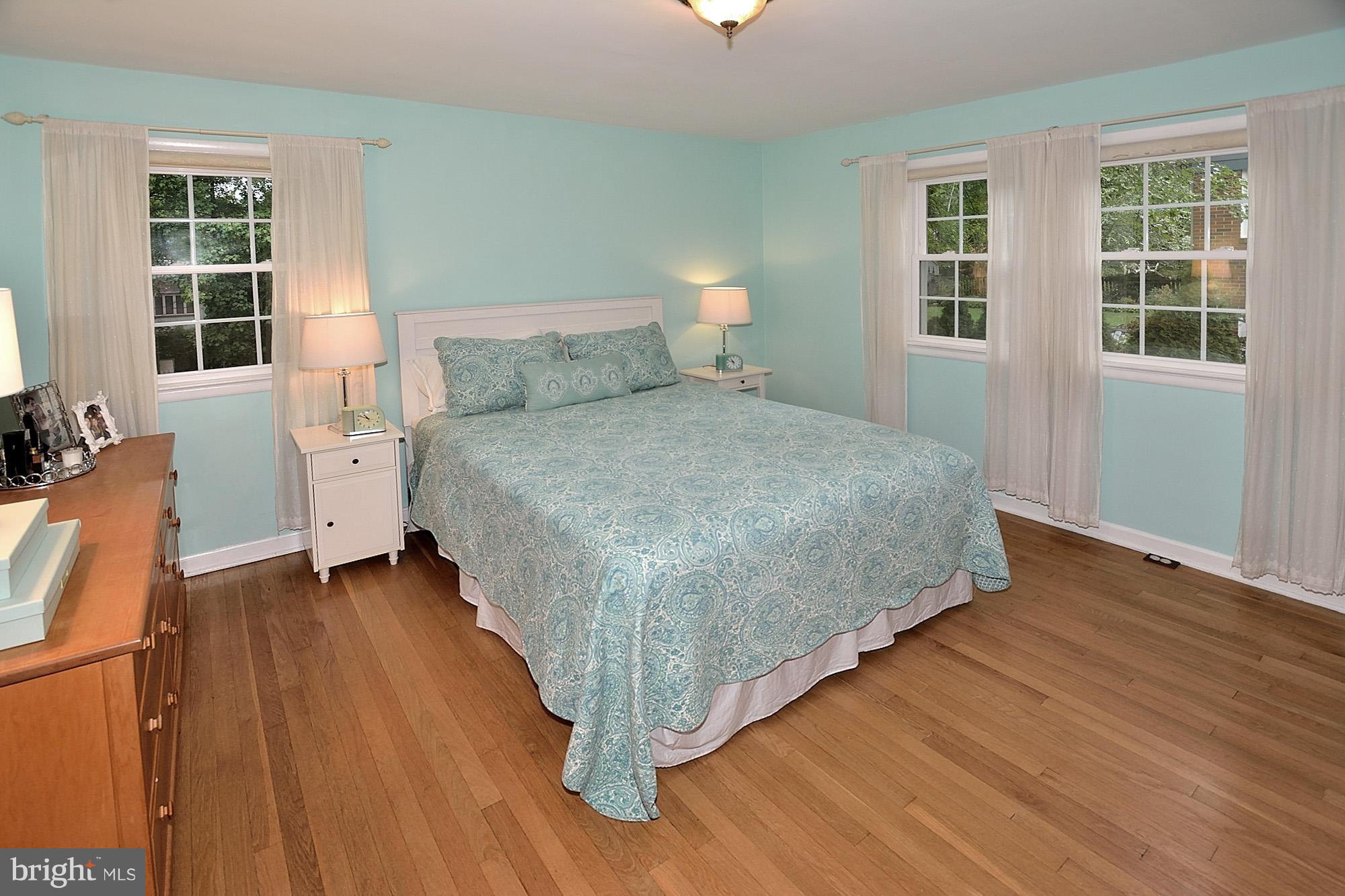 1123 Cameron Road Alexandria, VA 22308 - Photo 17 of 30 Bedroom (Master)