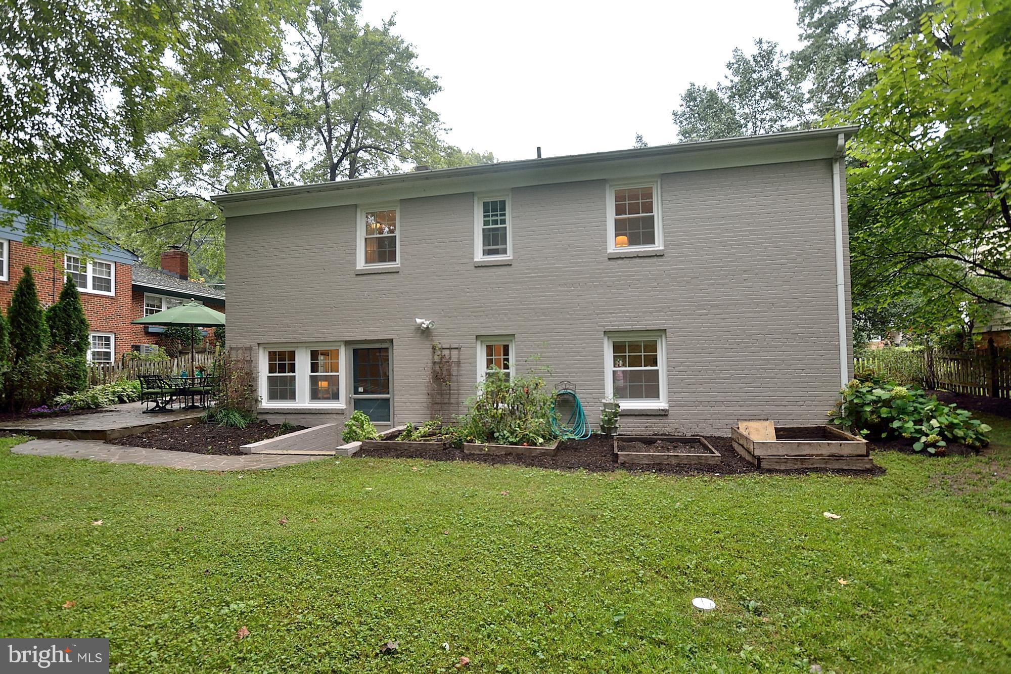 1123 Cameron Road Alexandria, VA 22308 - Photo 25 of 30 Exterior (Rear)
