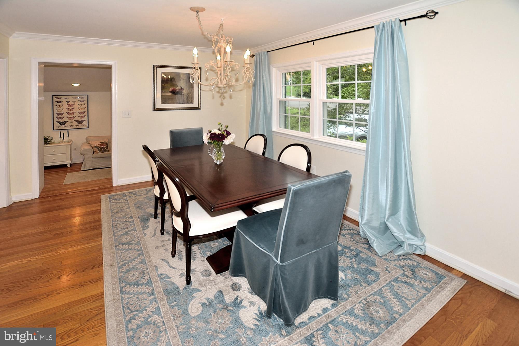 1123 Cameron Road Alexandria, VA 22308 - Photo 10 of 30 Separate SpaciousDining Room