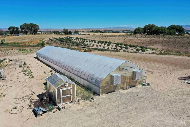 $1,175,000 | 5940 Southeast 4th Avenue, New Plymouth, ID 83655