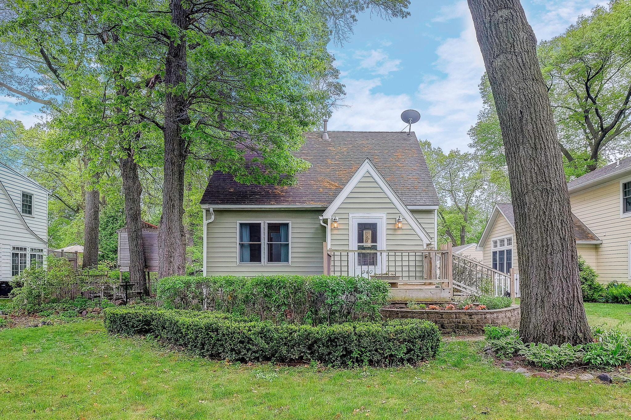 940 County B Road West Roseville, MN 55113 - Photo 1 of 1