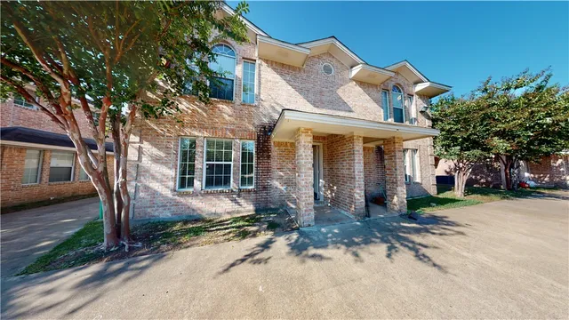 $1,500 | 2305 Cornell, College Station, TX 77840