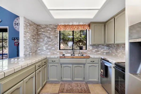 $675,000 | 39523 Road 406, Madera, CA 93636