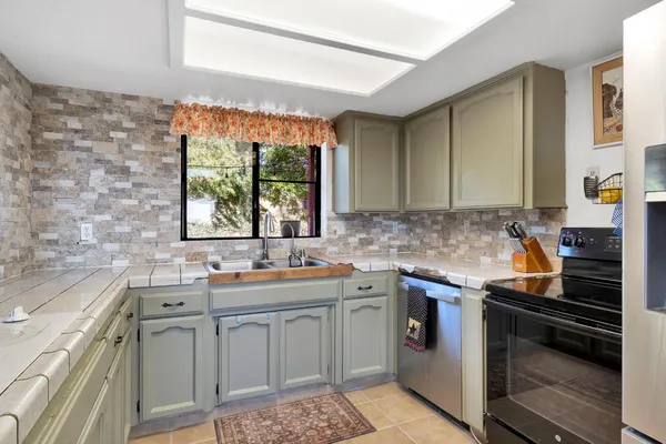 $675,000 | 39523 Road 406, Madera, CA 93636