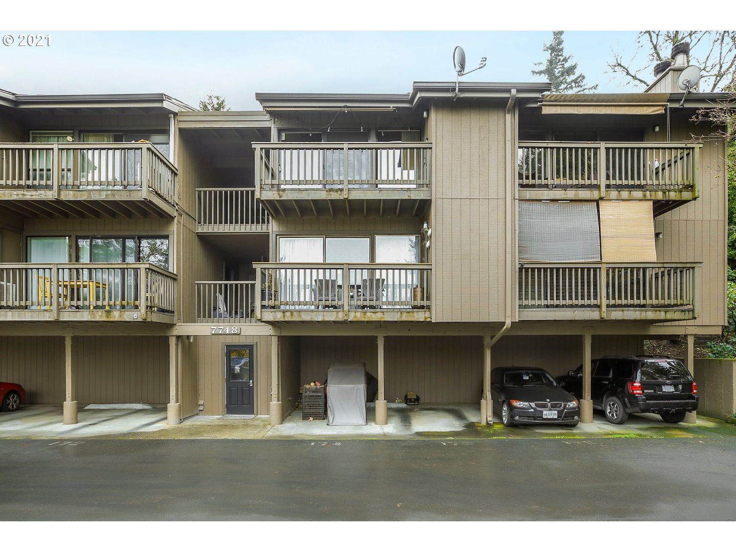 7748 Southwest Barnes Road, Unit G Portland, OR 97225 - Photo 1 of 25 Gallery Image 1
