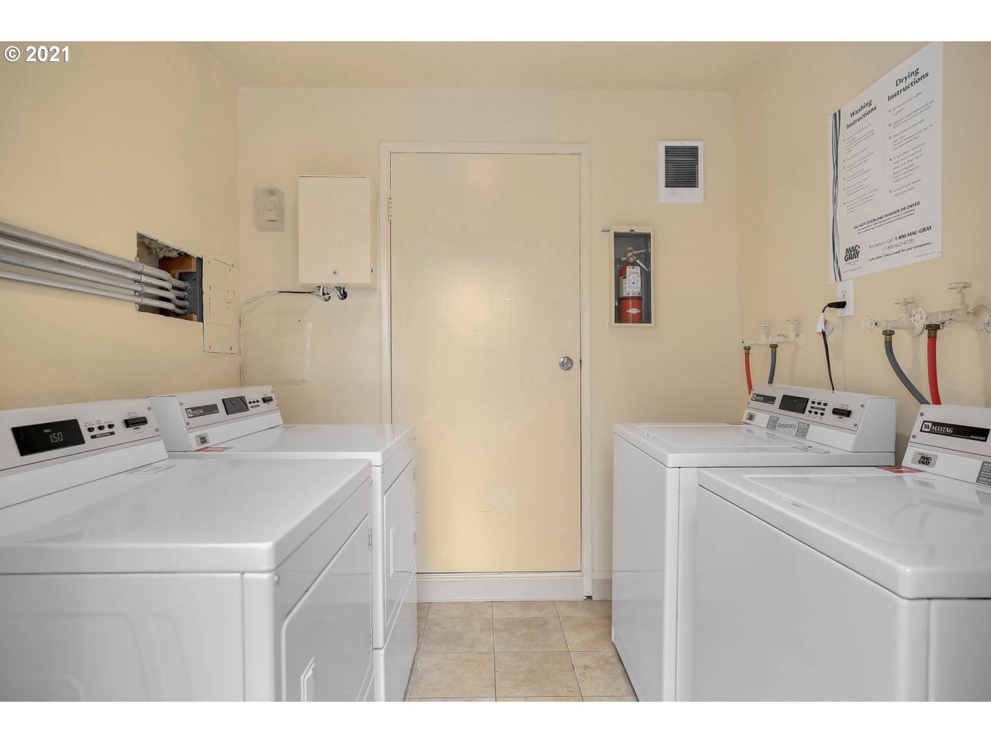 7748 Southwest Barnes Road, Unit G Portland, OR 97225 - Photo 17 of 25 Gallery Image 17