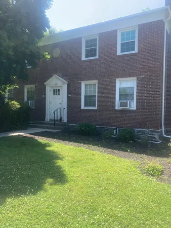$1,725 | 200 Elmwood Avenue, Narberth, PA 19072
