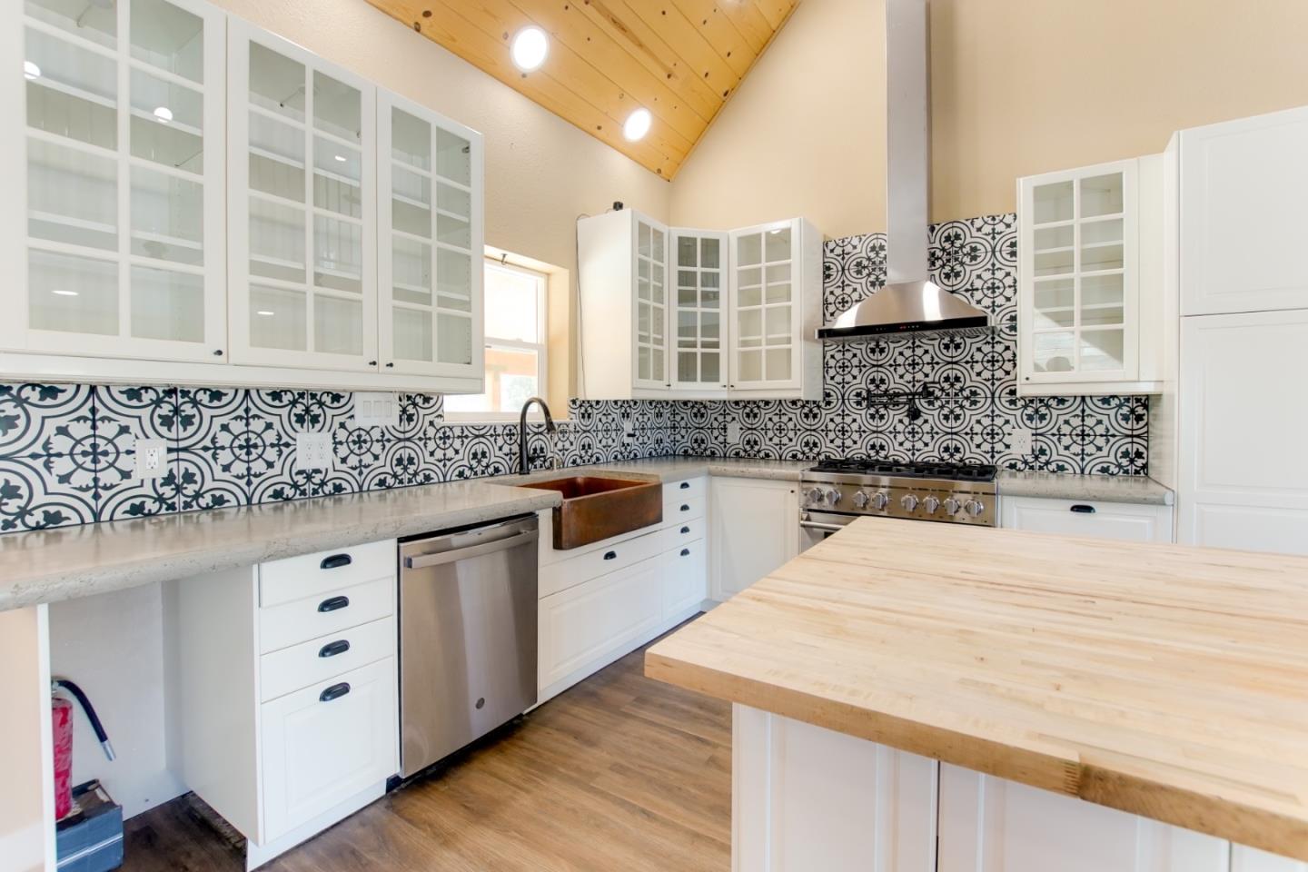 20391 Panoche Road Paicines, CA 95043 - Photo 4 of 45 Gallery Image 4
