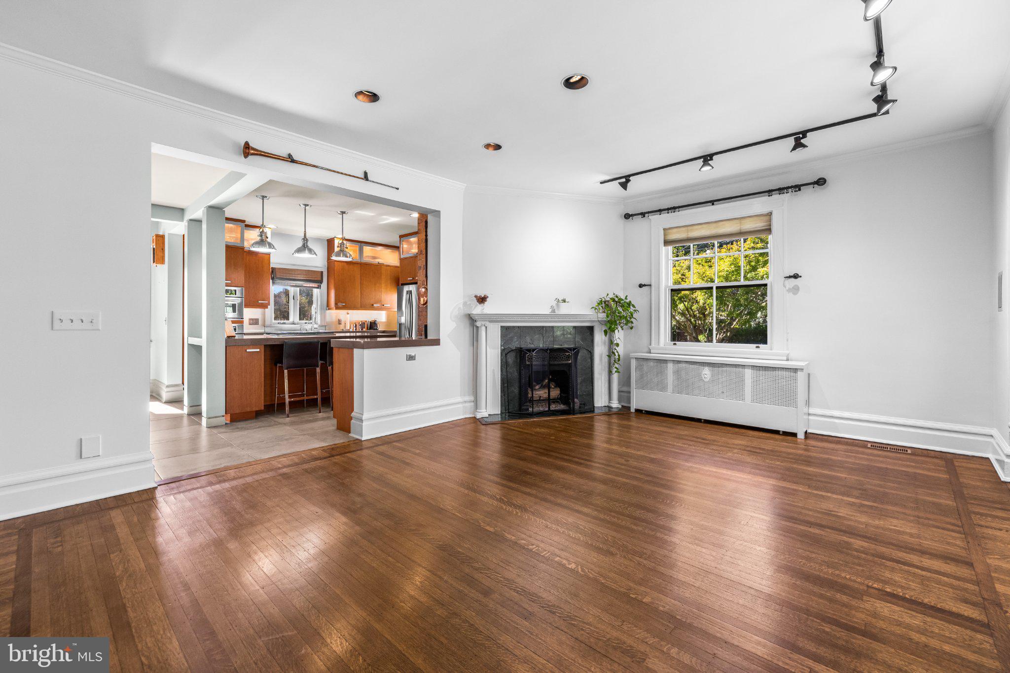 312 Oakdale Road Baltimore, MD 21210 - Photo 28 of 107 Kitchen connects to the adjoining family room
