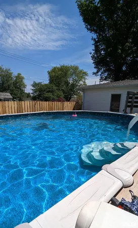 $180,000 | 903 West Jefferson Street, Pittsfield, IL 62363