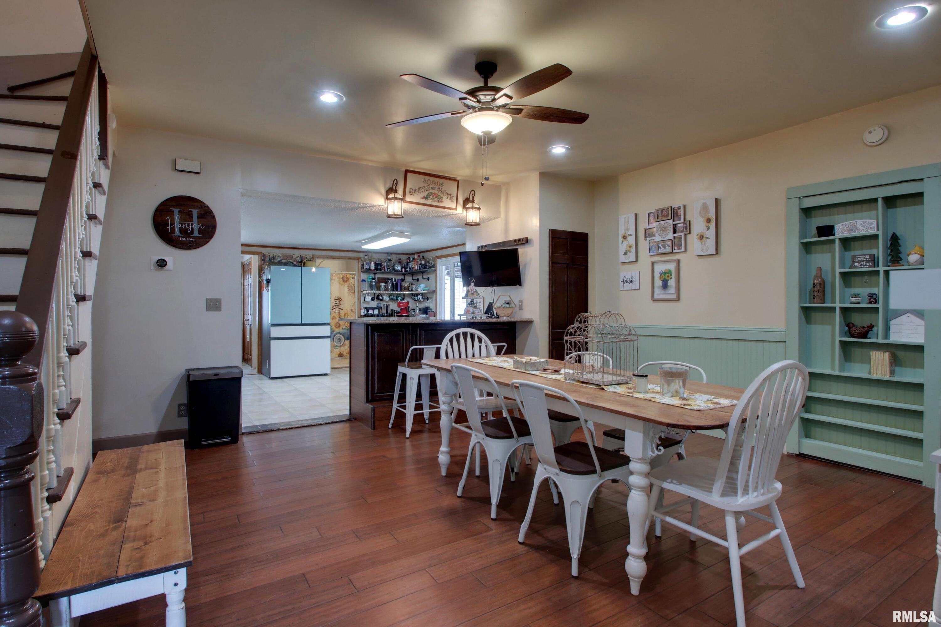 903 West Jefferson Street Pittsfield, IL 62363 - Photo 7 of 28