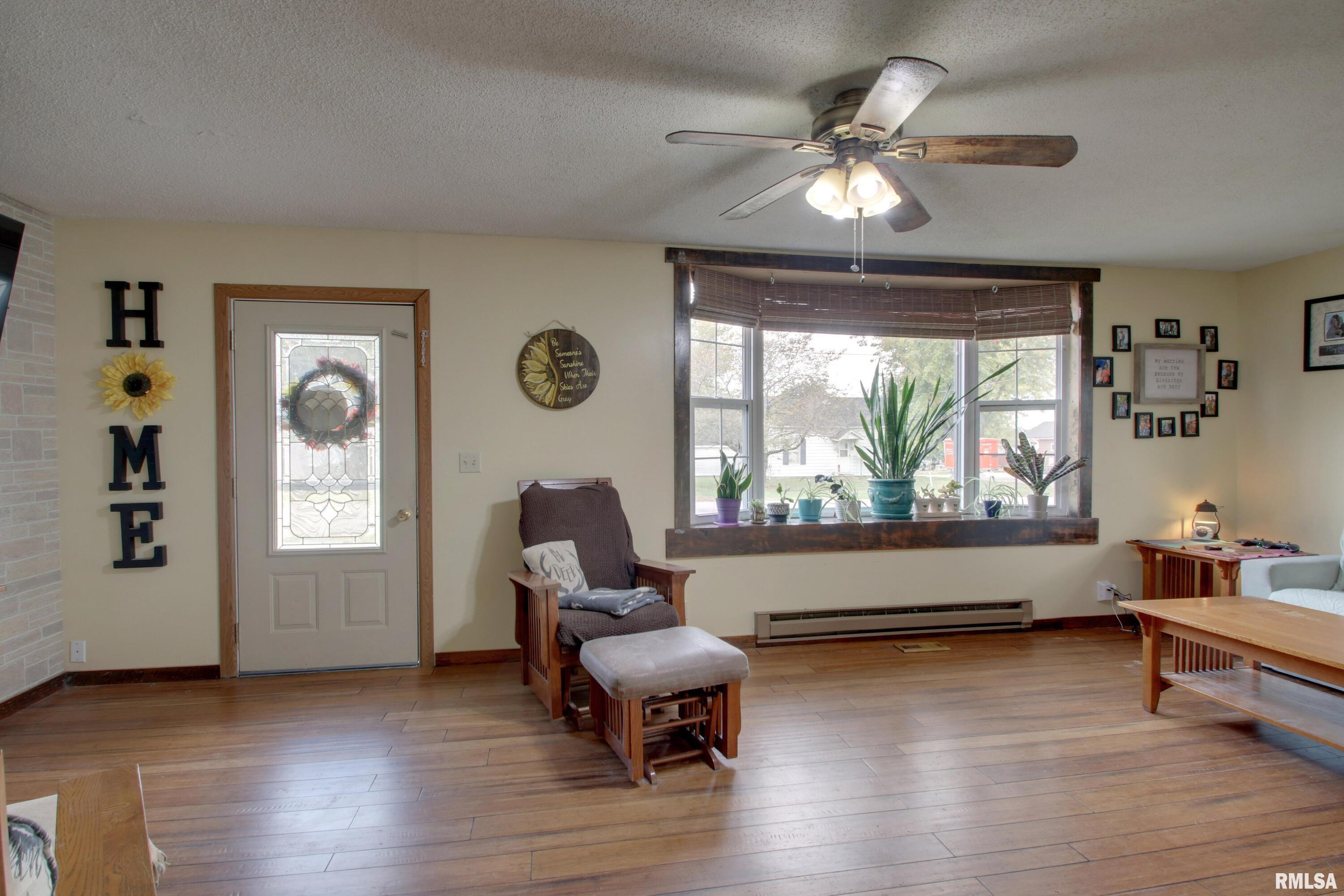 903 West Jefferson Street Pittsfield, IL 62363 - Photo 9 of 28