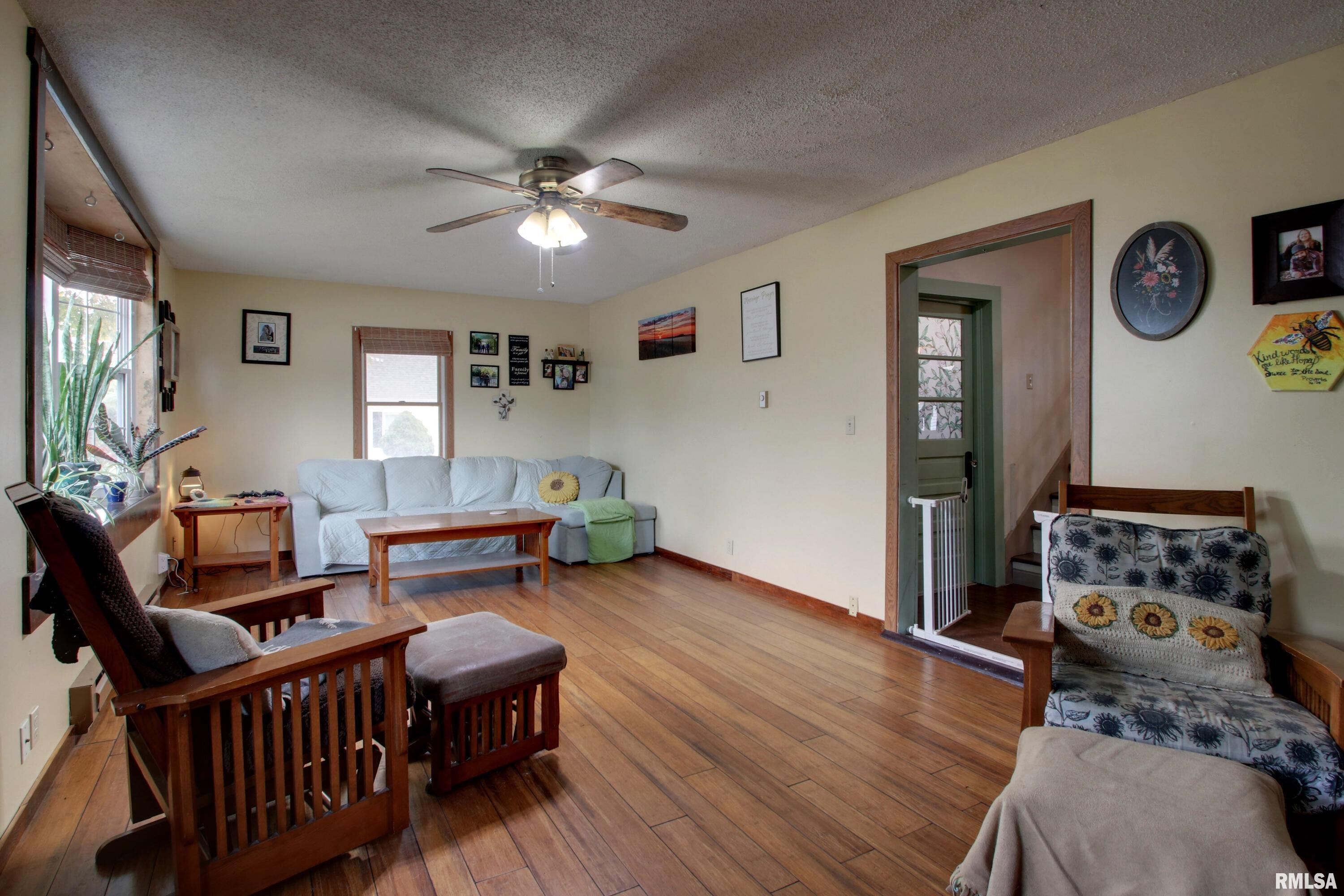 903 West Jefferson Street Pittsfield, IL 62363 - Photo 10 of 28