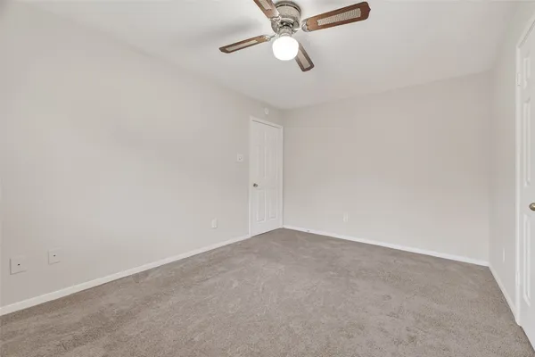 $2,000 | 2002 Foundary Drive, Katy, TX 77493