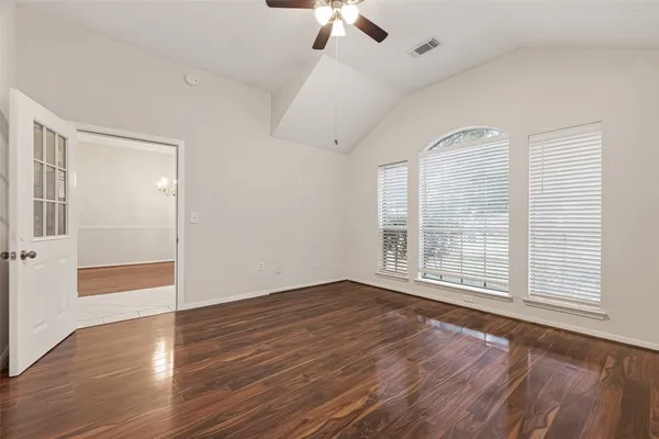 $2,000 | 2002 Foundary Drive, Katy, TX 77493