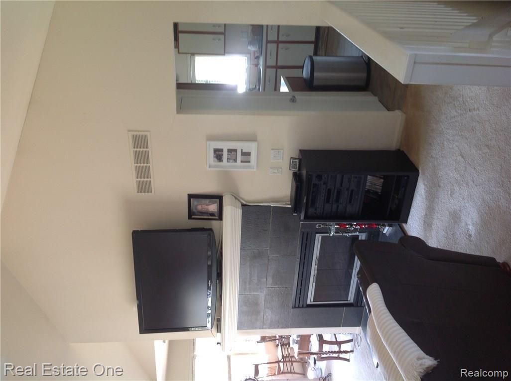 8795 Miller Road Clarkston, MI 48348 - Photo 26 of 30 image.jpeg