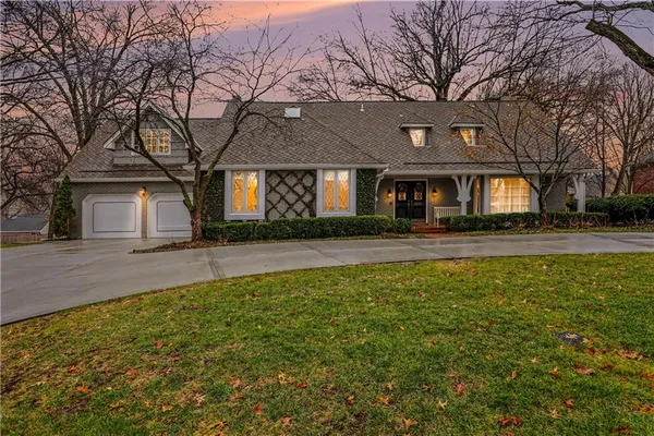 $1,650,000 | 1901 West 69th Street, Mission Hills, KS 66208