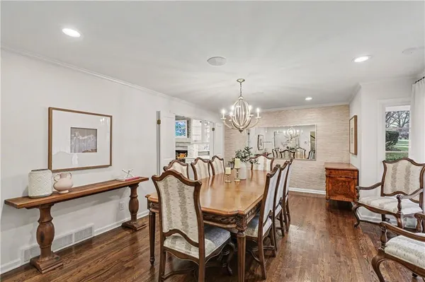$1,650,000 | 1901 West 69th Street, Mission Hills, KS 66208