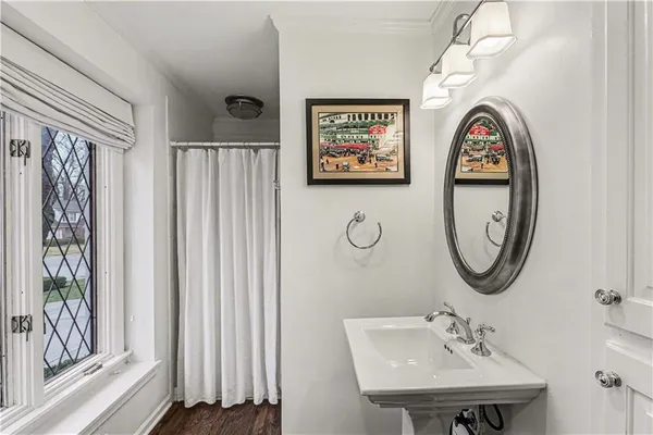 $1,650,000 | 1901 West 69th Street, Mission Hills, KS 66208