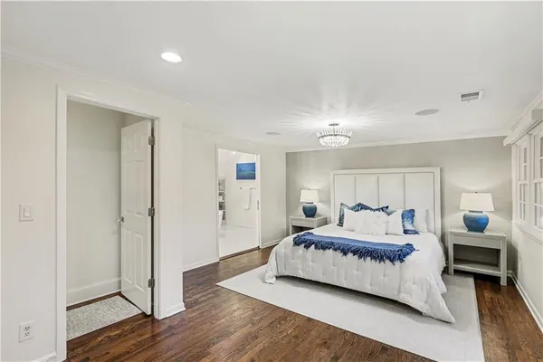 $1,650,000 | 1901 West 69th Street, Mission Hills, KS 66208